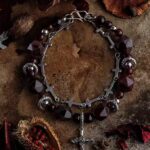 SCARLET ABSOLUTION（Garnet Rose Cross Bracelet）