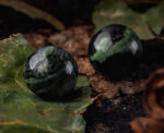 WHISPERS OF THE FOREST（Serpentine Obsidian Bracelet） - Image 4