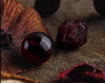 SCARLET ABSOLUTION（Garnet Rose Cross Bracelet） - Image 4