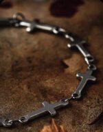SCARLET ABSOLUTION（Garnet Rose Cross Bracelet） - Image 7