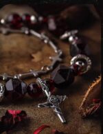 SCARLET ABSOLUTION（Garnet Rose Cross Bracelet） - Image 10